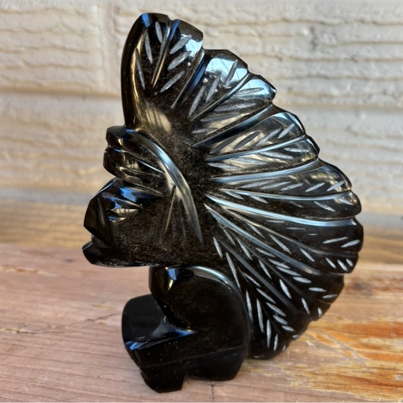 Hand Carved Gold Sheen Black Obsidian Aztec Emperor Small Sculture - Picture 1 of 9